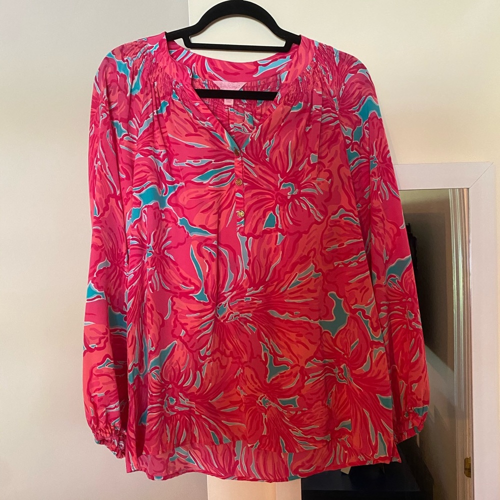 Lilly Pulitzer Elsa Top- Size M pink, blue, coral